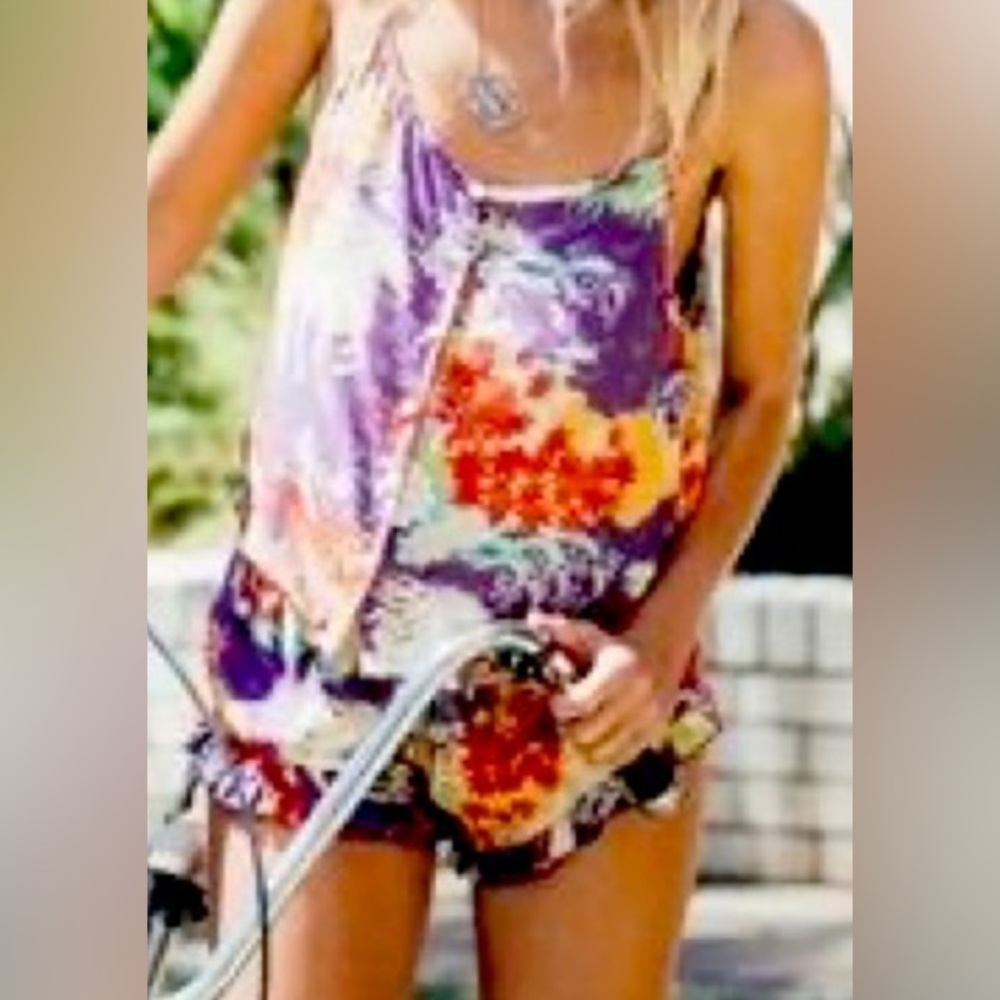 Wild horses shorts size sm